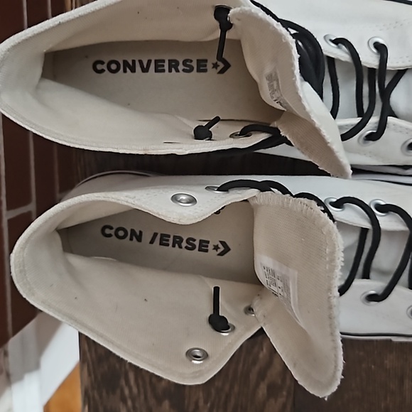 Converse all star sneakers size 10 - Picture 8 of 11